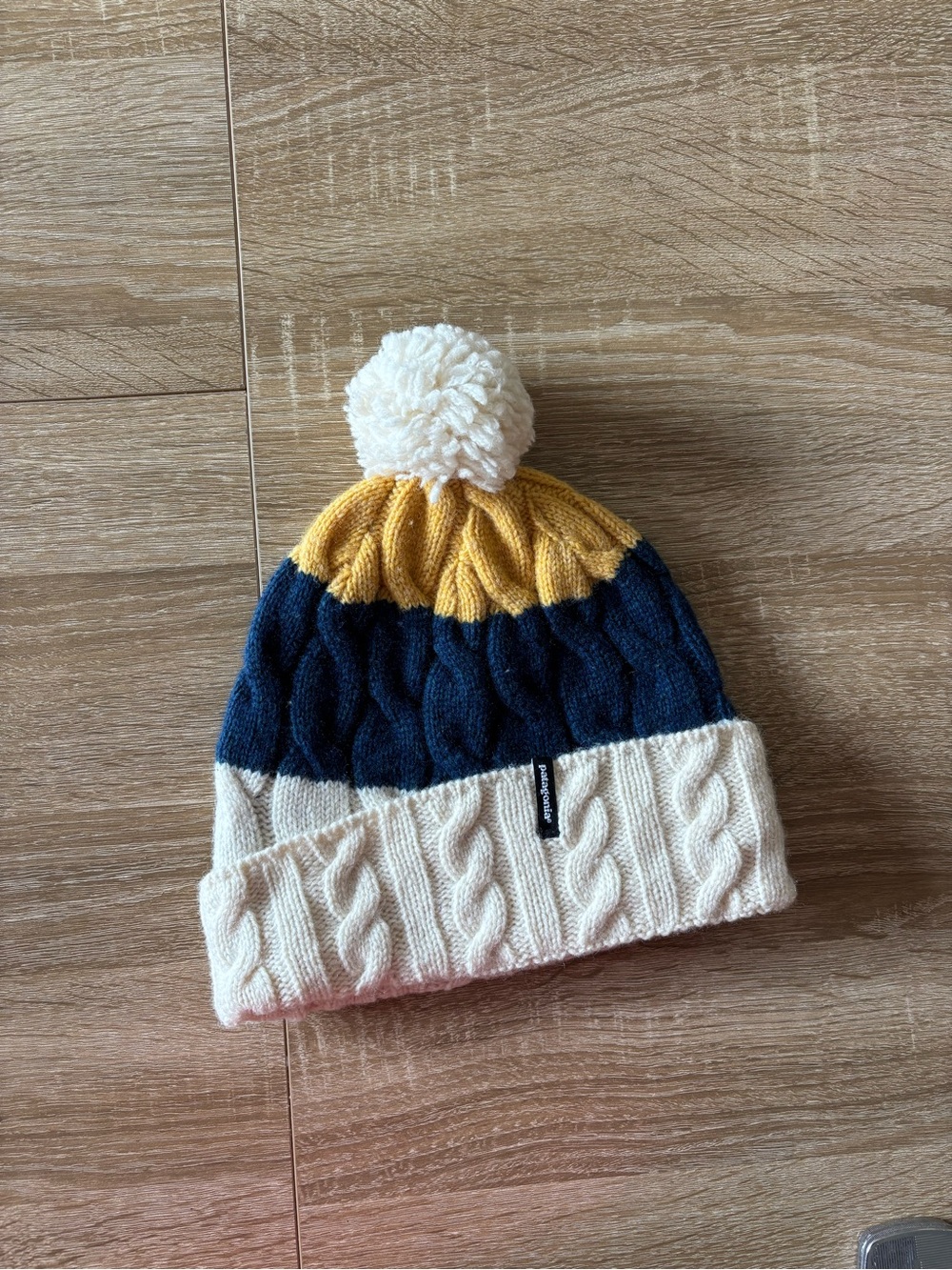 patagonia knitted beanie